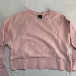 Nike Dri-FIT Embossed Logo Crop Sweatshirt Pink Size M